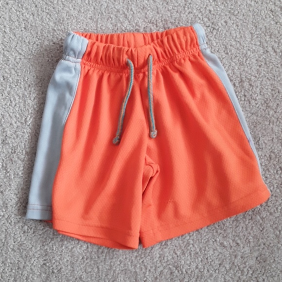 Cat & Jack Other - Cat and Jack size 4T orange shorts